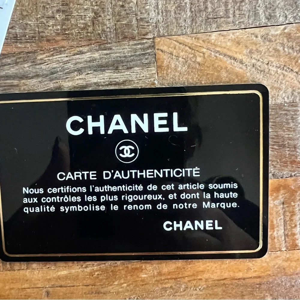 CHANEL Aged Calfskin Quilted 2.55 Reissue Mini Flap Black - Picture 10 of 17